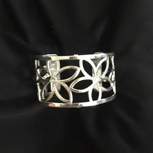 Brighton 2” Cuff Bracelet never worn,2022 beautiful bracelet